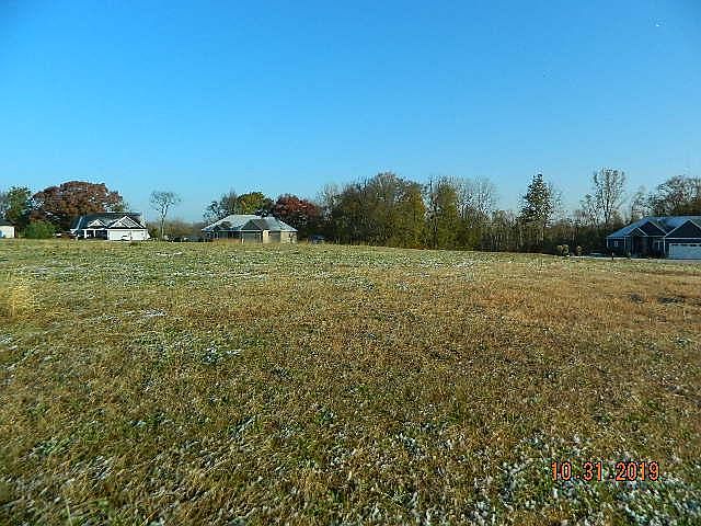 2nd image of 1224 E Dresdin Dr