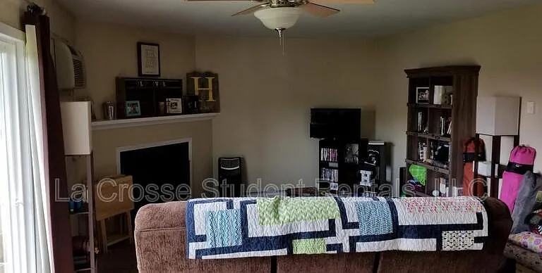 619 Welshire Dr #303 — Photo 2