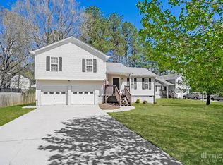 618 Meadows Ct, Villa Rica, GA 30180