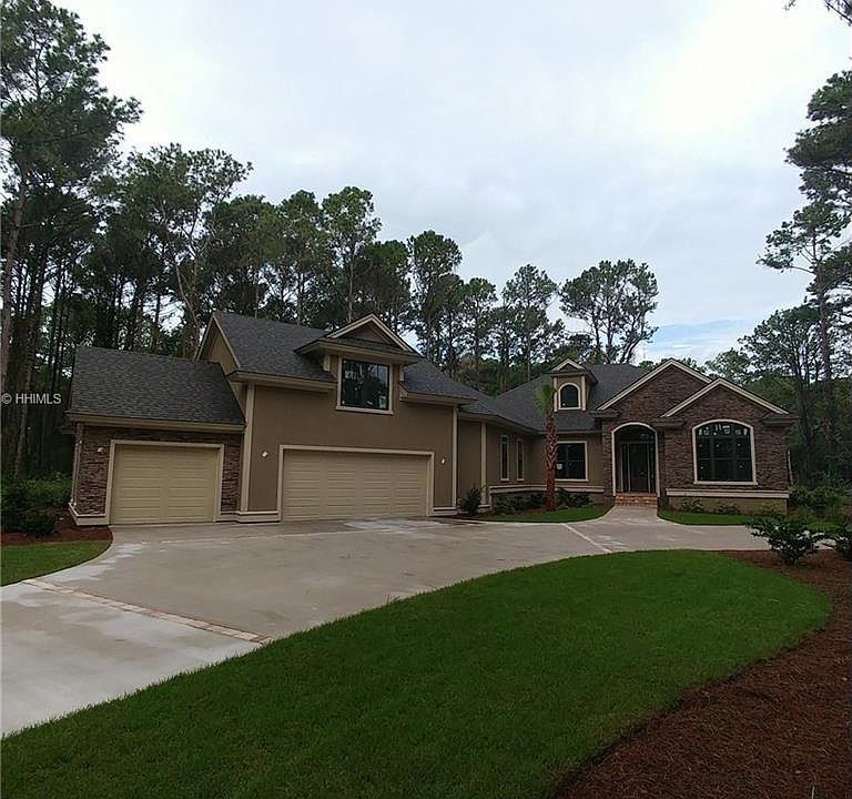 1st image of 40 River Club Dr