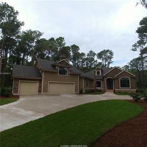 40 River Club Dr, Hilton Head Island, SC, 29926