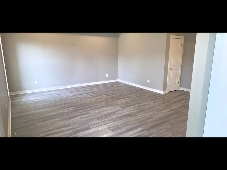 4013 Cornerstone Dr — Photo 4