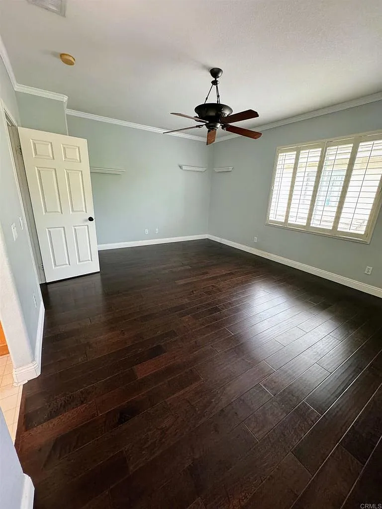 3 bed, 2.5 bath, 1869 sqft, $5,600 — Photo 4
