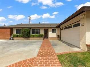 45 Almond Ave, Oak View, CA 93022