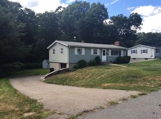 41 Crestwood Rd, Leicester, MA 01524