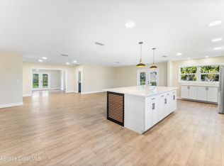 2255 17th Ave SW, Vero Beach, FL 32962