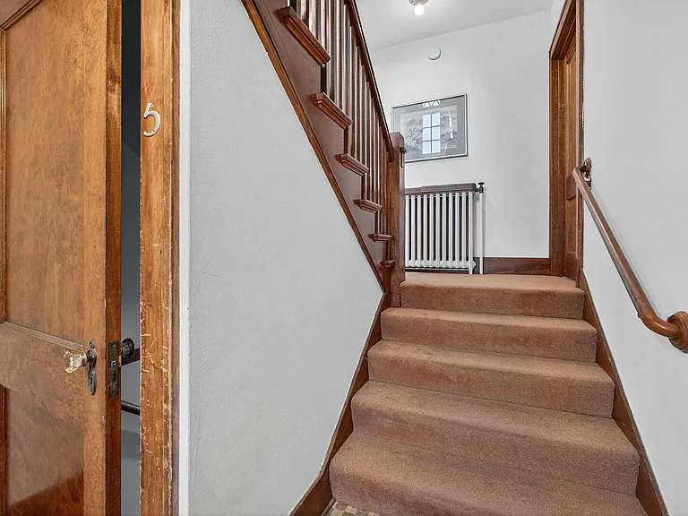 318 W Columbia Ave #0 — Photo 3
