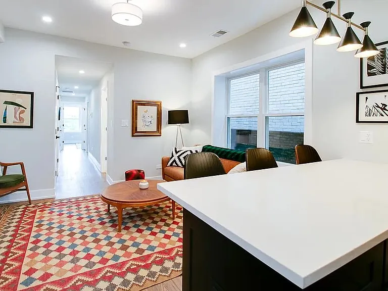3119 N Haussen Ct #3 — Photo 5
