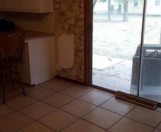 5th image of 120 N 5th Ave