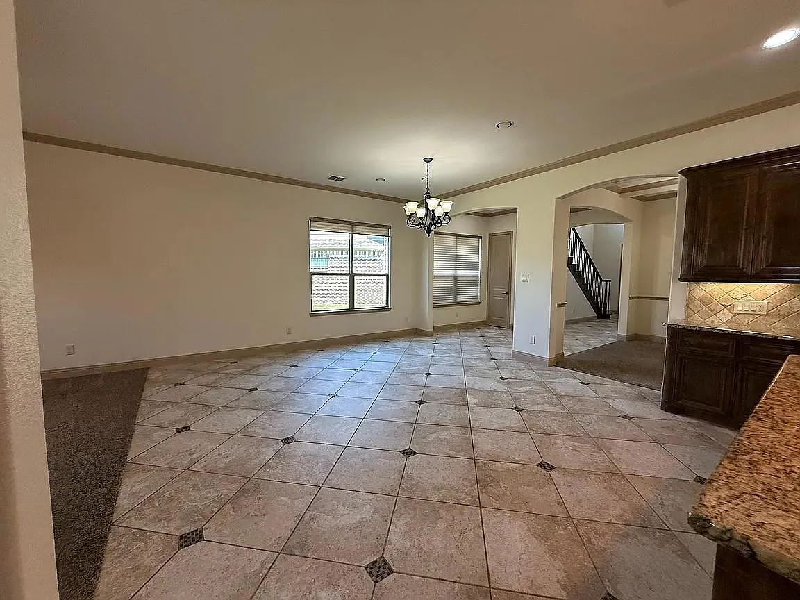 Studio, 3589 sqft, $3,800 — Photo 3