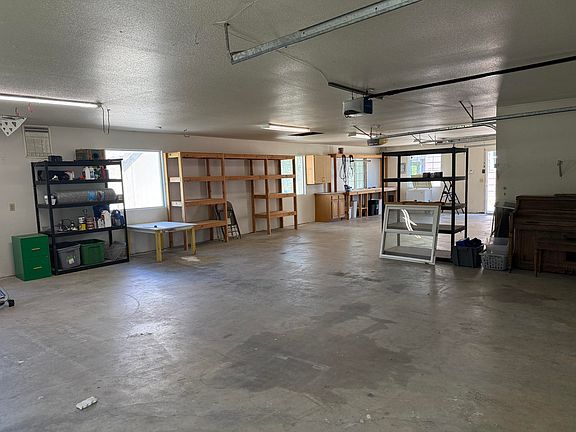 4th image of 10190 Oak Run Rd