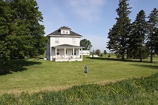 2nd image of 4225 210th Ave