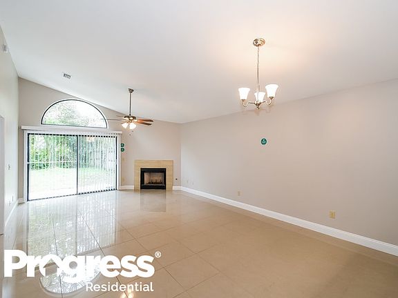 5th image of 2806 W Lantana Lakes Dr