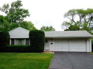 1002 W Lincoln St, Mount Prospect, IL 60056