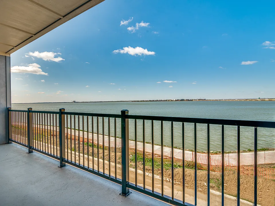 722 Resort Dr