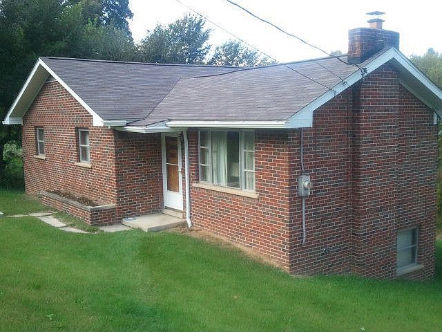 1st image of 160 Lincoln St
