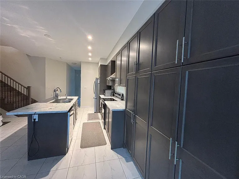 151 Eva Dr — Photo 6