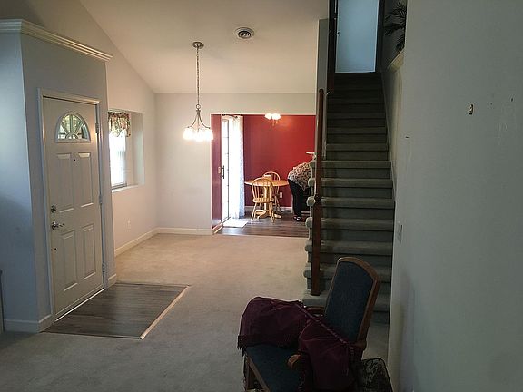 Great rm-Kitchen-patio left