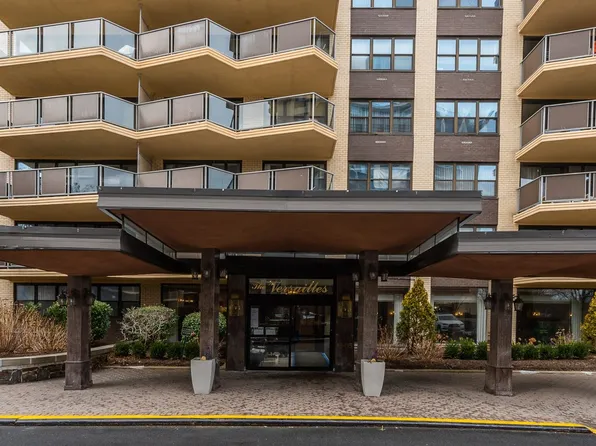 18-05 215th Street image 3 of 20