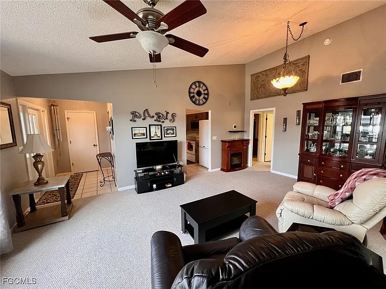 1316 Sandtrap Dr — Photo 8
