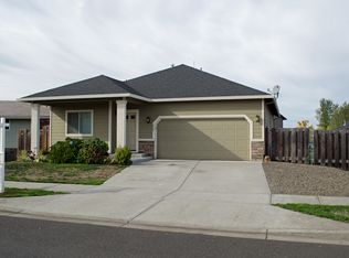 862 Mary Dr, Molalla, OR
