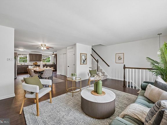 4th image of 3344 Kayford Cir