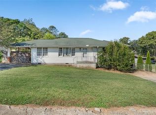 2450 Davis Dr SE, Smyrna, GA 30080