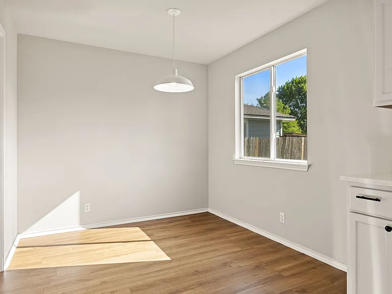 335 Avalanche Ave — Photo 8