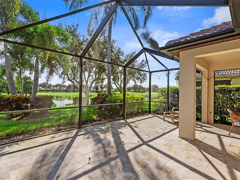 5868 Constitution St — Photo 13