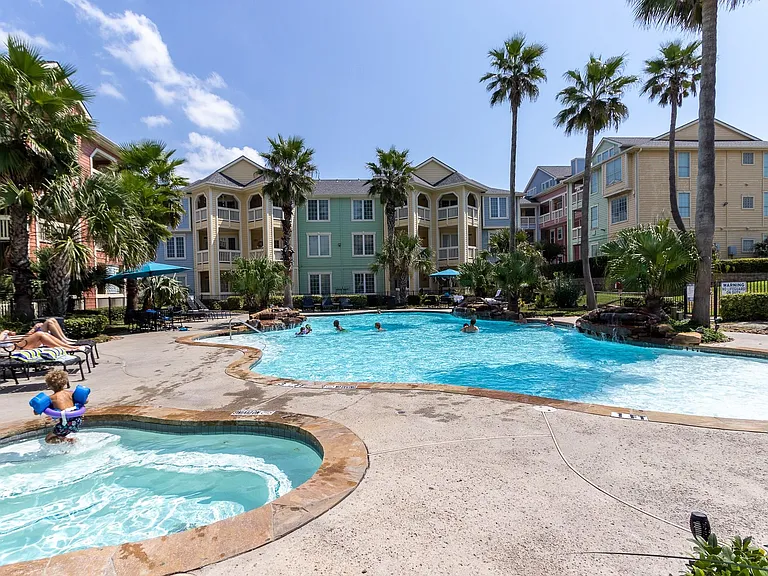 7000 Seawall Blvd #114 — Photo 31