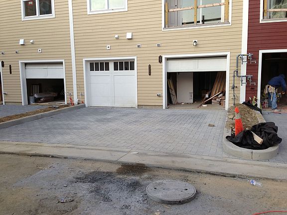 garage on right