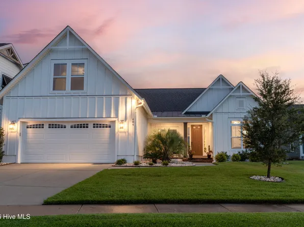 404 Summerhouse Drive, Holly Ridge, NC 28445