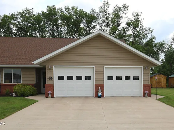 573 7th Ave SE, Mayville, ND 58257