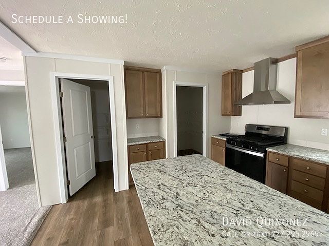 1st image of 207 Mercer Dr