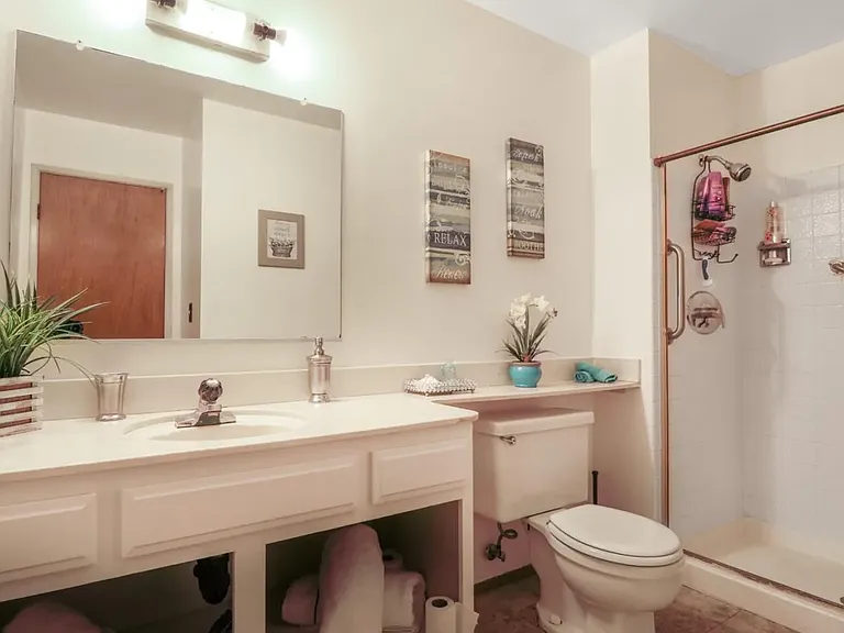 2065 Ensign Way — Photo 12