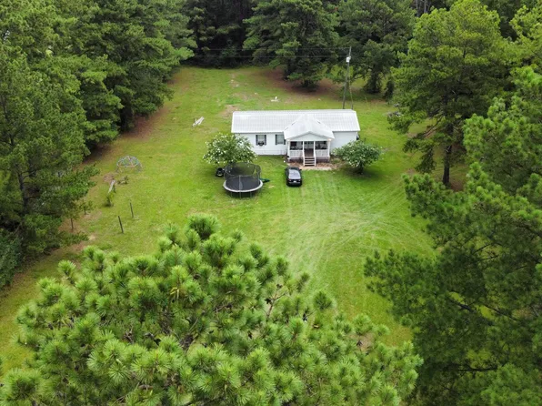 2520 Foshee Rd, Brewton, AL 36426