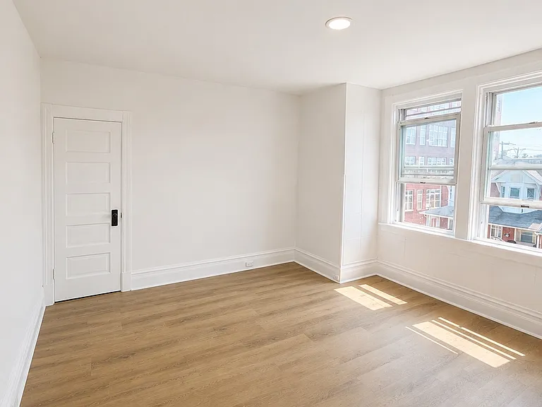 955 W Washington St — Photo 12