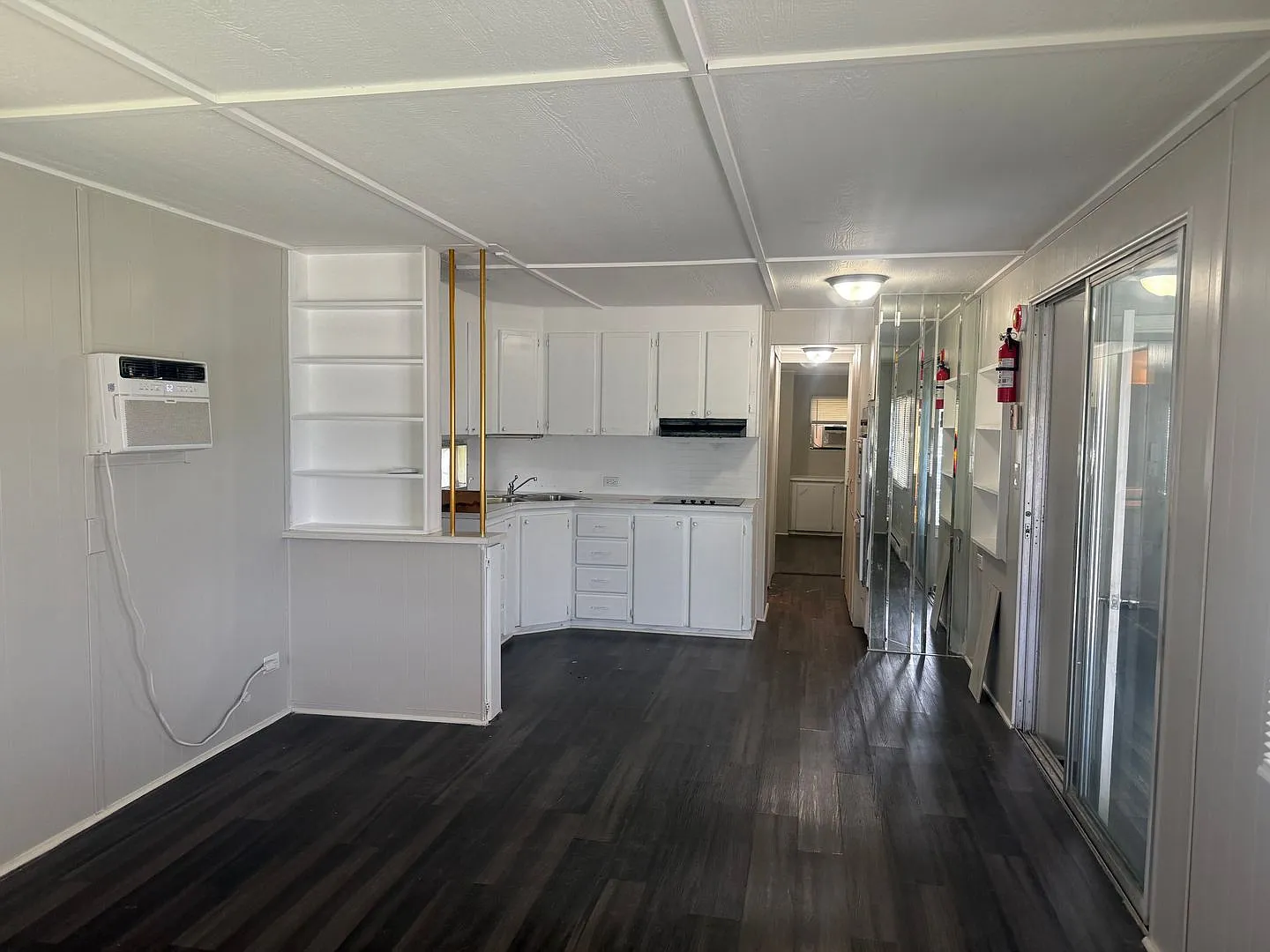 2 bedroom 1 bath — Photo 4