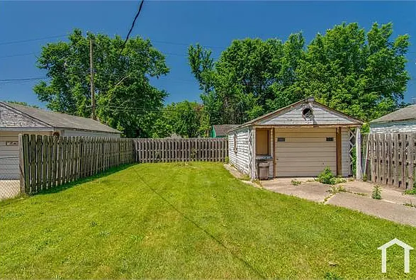 3 bed, $1,650 — Photo 2