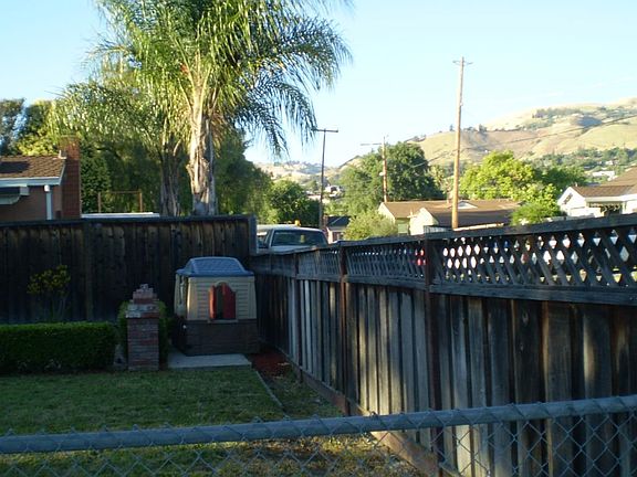 4th image of 98 Sunnyslope Ave
