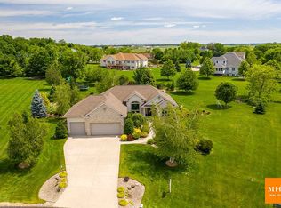 3144 Castleton Xing, Sun Prairie, WI 53590