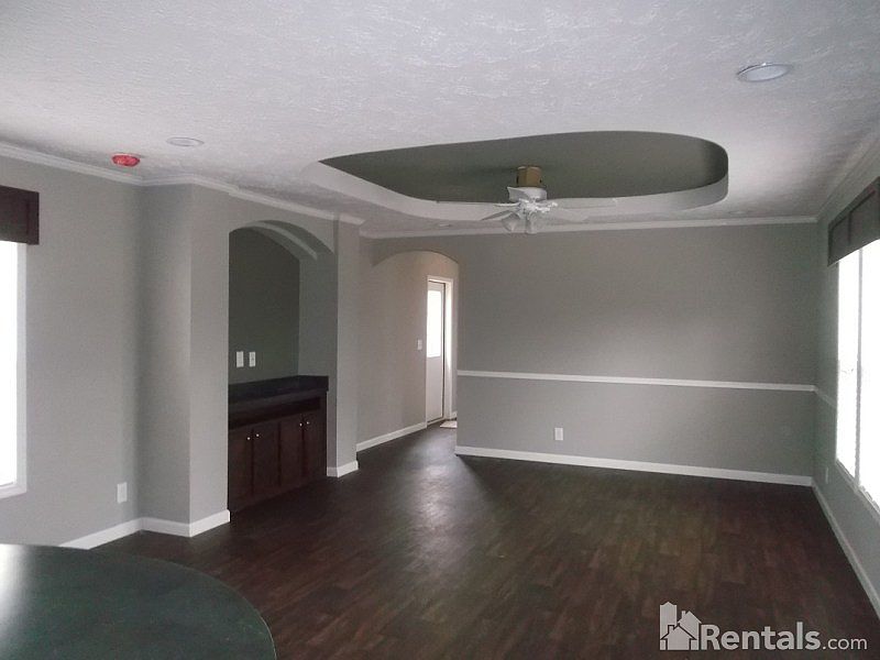 2nd image of 5522 Forest Rd