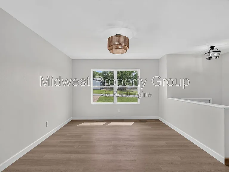 13 S Perry Cir — Photo 28