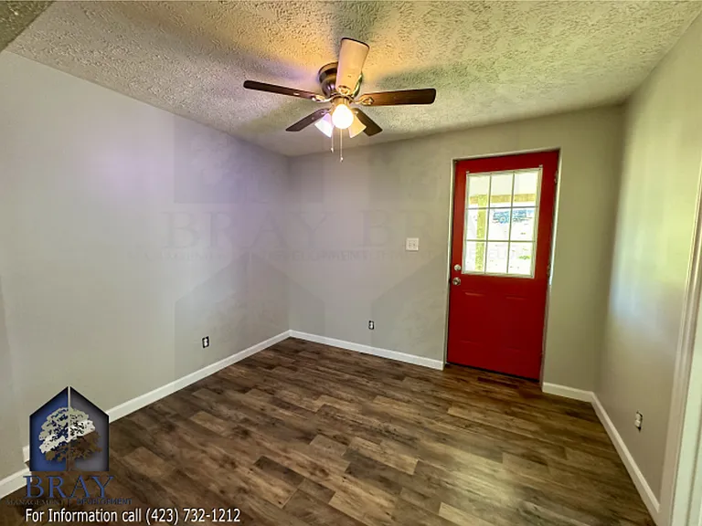 729 E Sullivan St — Photo 6