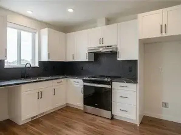 250 E Arapaho Rd, Richardson, TX 75081