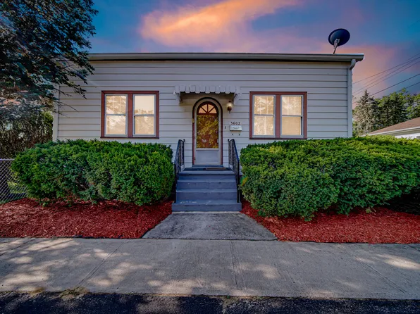 3602 Michigan St, New Chicago, IN 46342