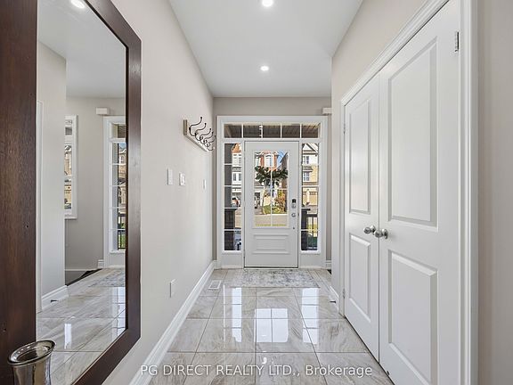 3rd image of 102 Ridge Gate Cres