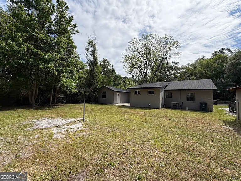 216 Clarks Bluff Rd — Photo 3