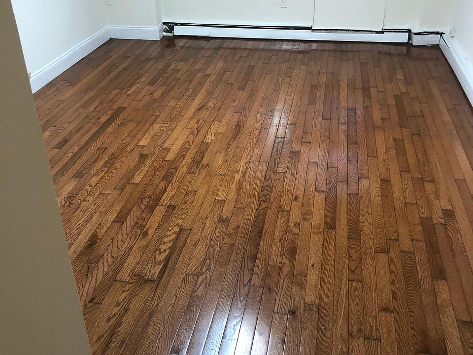 1st image of 14430 Roosevelt Ave #1D