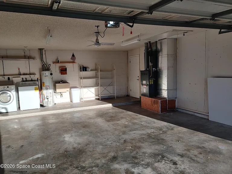2330 Jason St — Photo 9